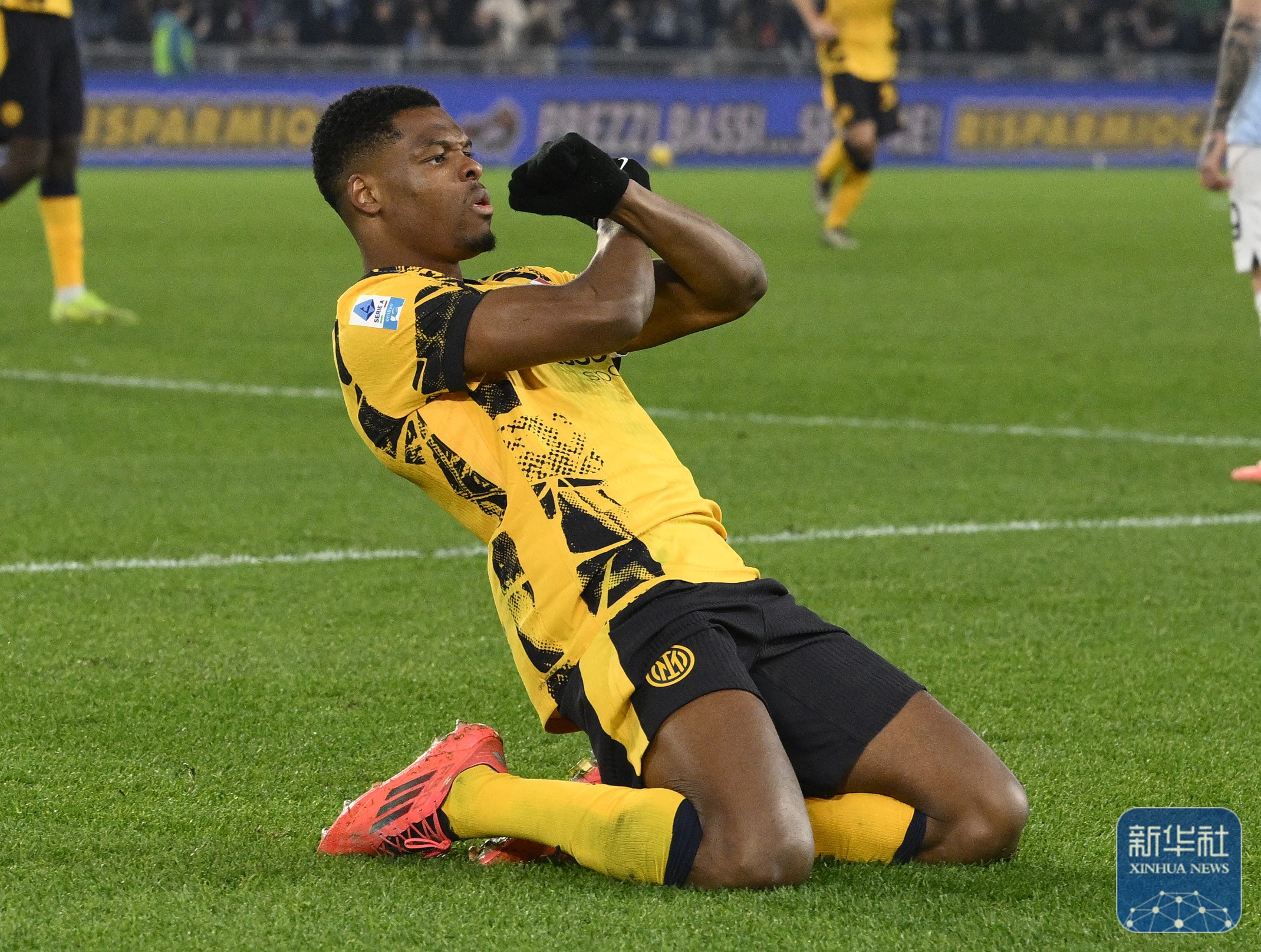 九游体育赛事分析集结日意甲焦点战，武汉三镇临场应变，话题不断，更衣室氛围转暖的简单介绍