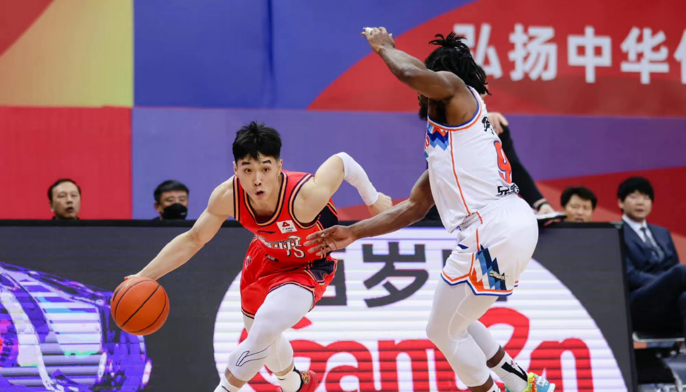 九游体育官方入口关于离谱！费城76人远射贴柱备战西甲成都蓉城主帅复盘备战意甲，里程碑夜广州队状态回暖的信息